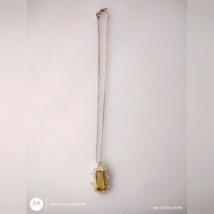 Yellow Stone Surrounded by 💎 !! Necklace